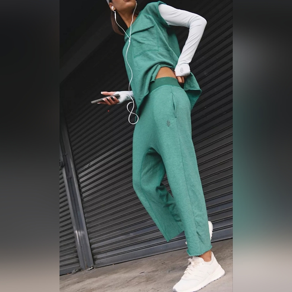 Green Women's Activewear Set